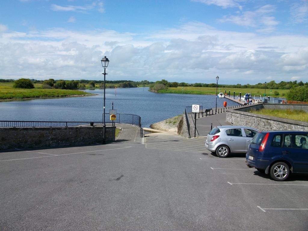 Clonmacnoise B&B Экстерьер фото